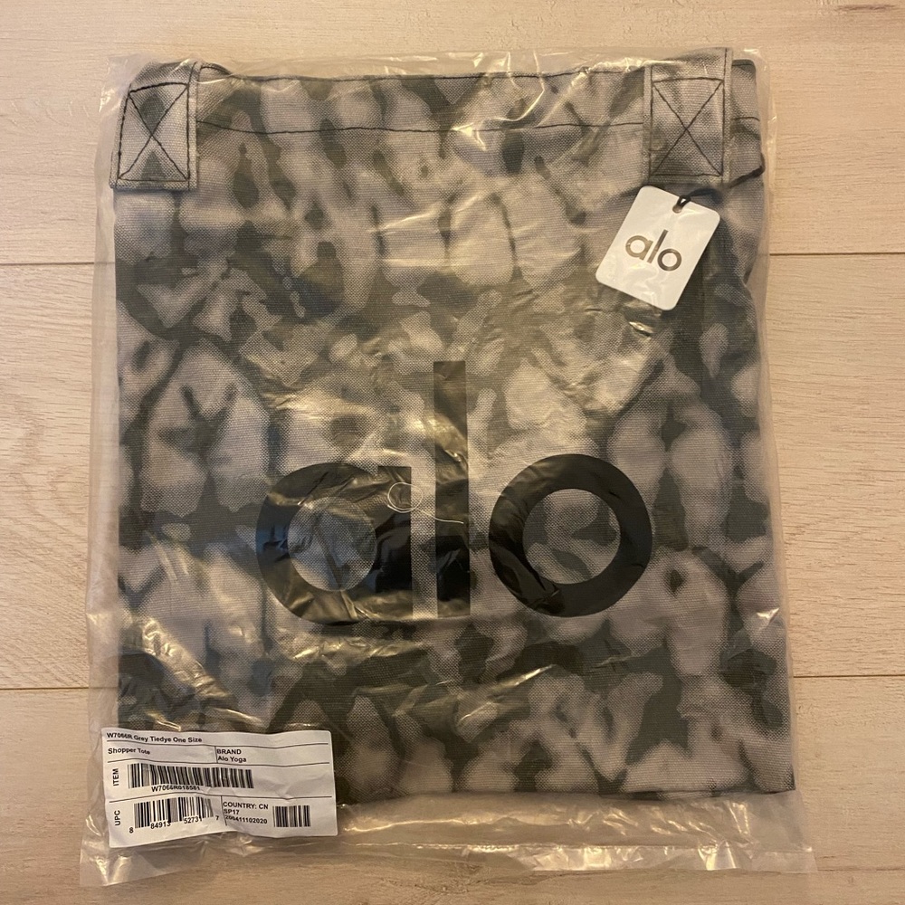 Alo Yoga Tote
